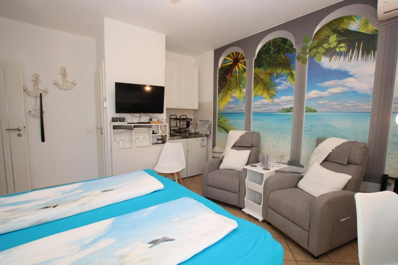 Blue Adria Suites Poreč Exteriör bild