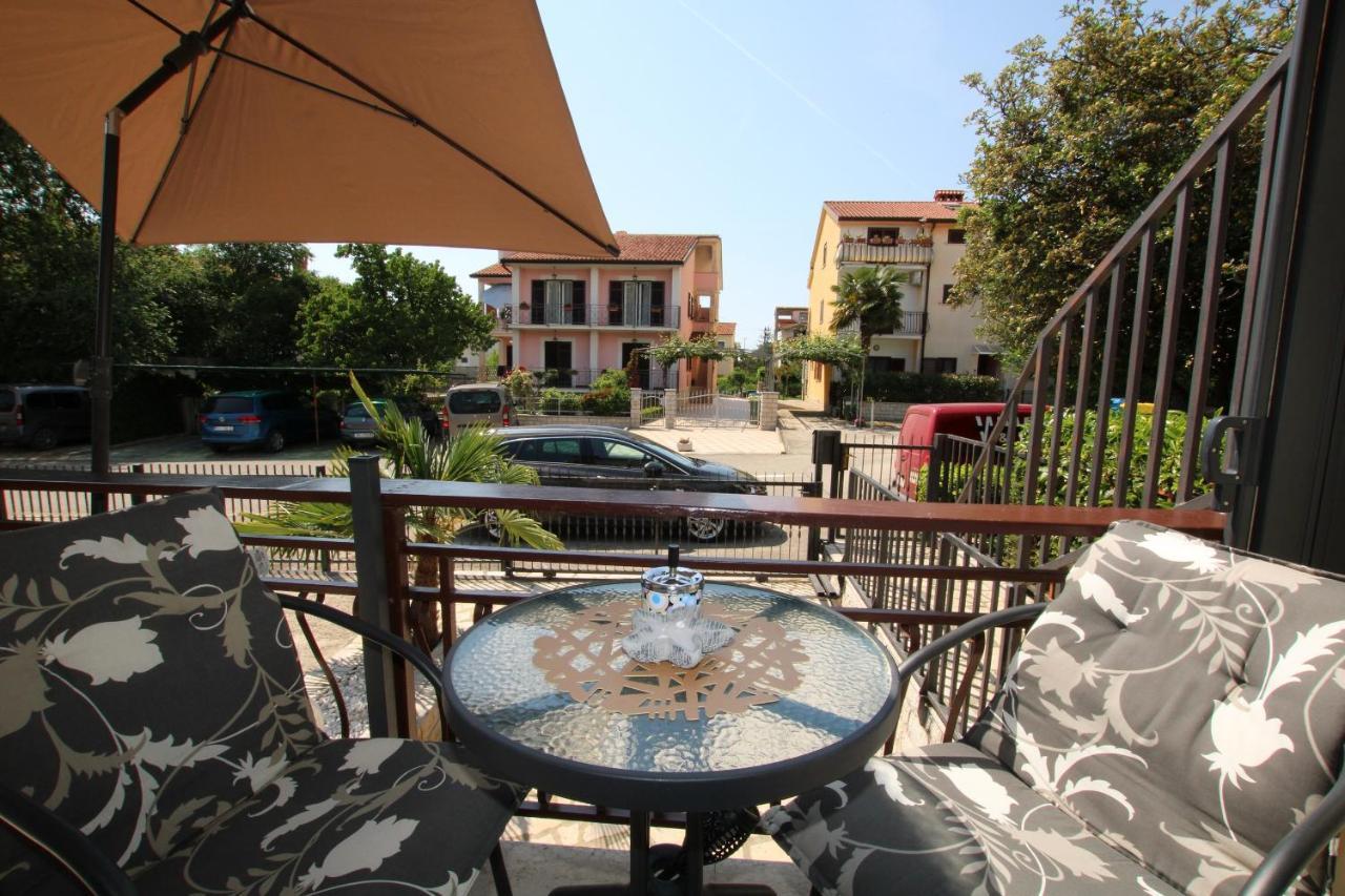Blue Adria Suites Poreč Exteriör bild